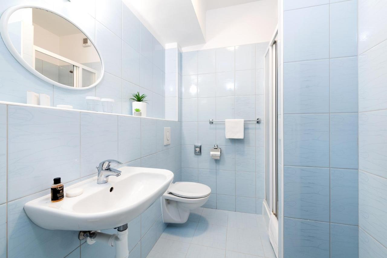 Hotel Plus Bratislava Dış mekan fotoğraf