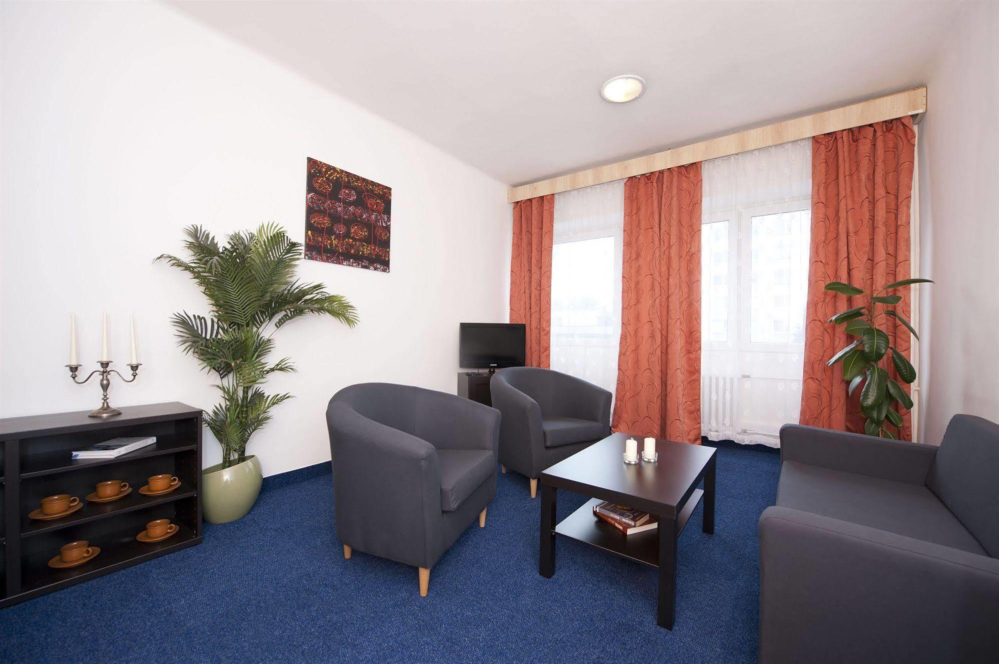 Hotel Plus Bratislava Dış mekan fotoğraf